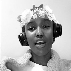 Meet your Posher, Orla